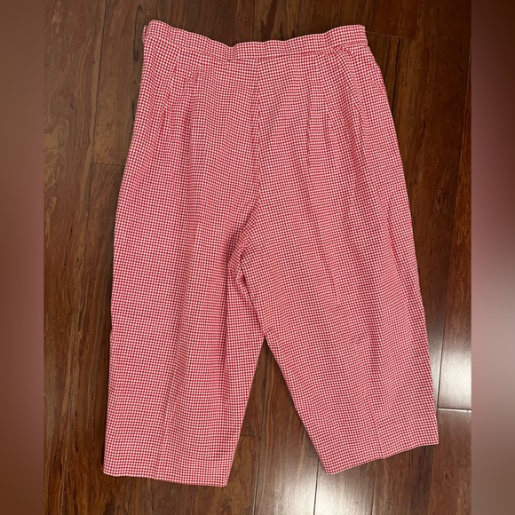 Briggs Capris - Picture 6 of 6